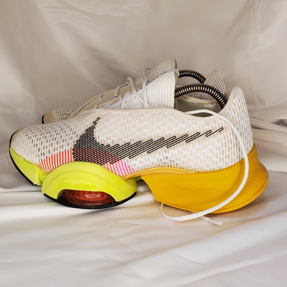 Nike Shoes - 💛Women's size 9.5 Nike Air Zoom Superrep 2 x